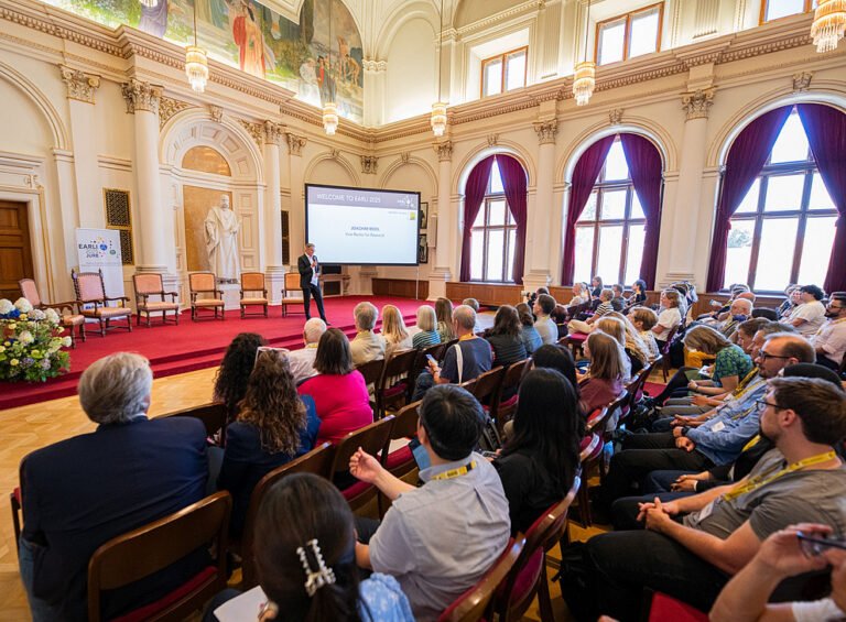csm_uni-graz-240825_earli_opening-6_kl_0ef2c45cc7