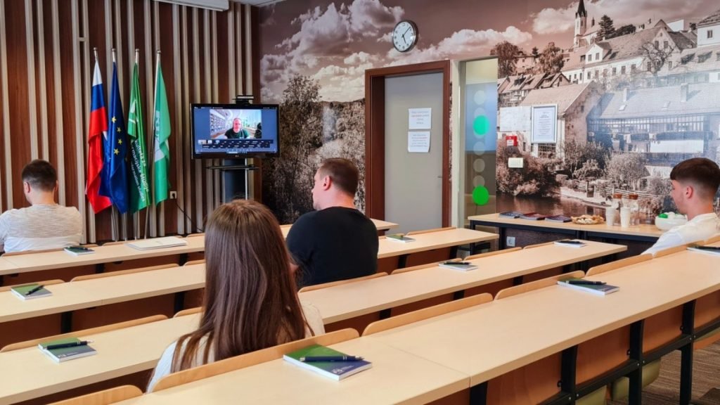 informativni-dan-fis-avg-1-1024x576