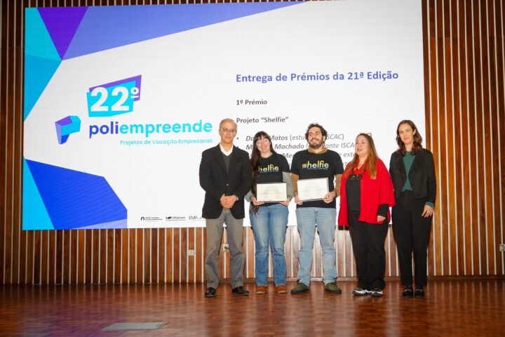 Lancamento-Poliempreende-equipa-vencedora-720x480