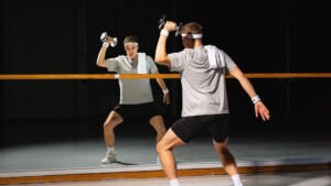 Mitta-esitys-Kansallisteatterin-Lavaklubilla-copy