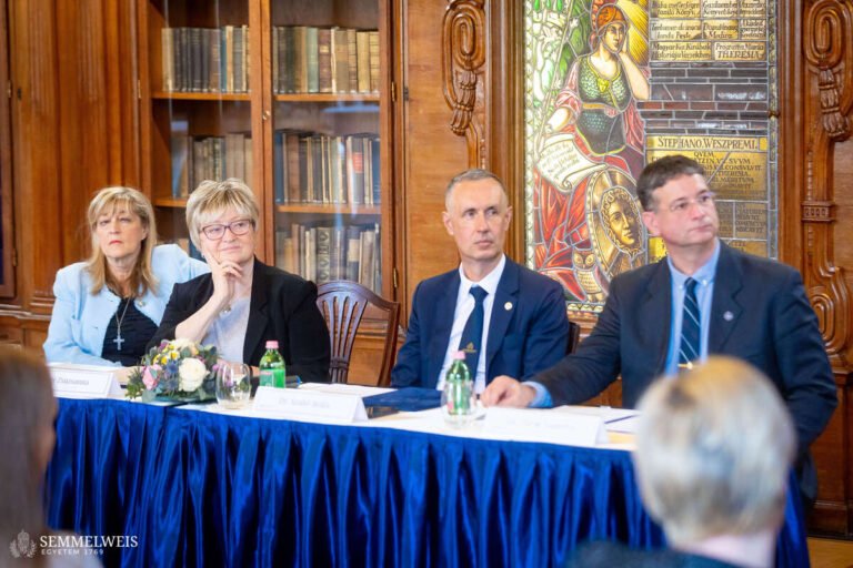 RS232104_GV5A0596-2_scl-1