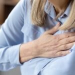 2026 hartaanval vrouw anoniem shutterstock_2448791547