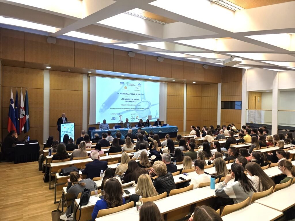 20260326_175325-1707x1280