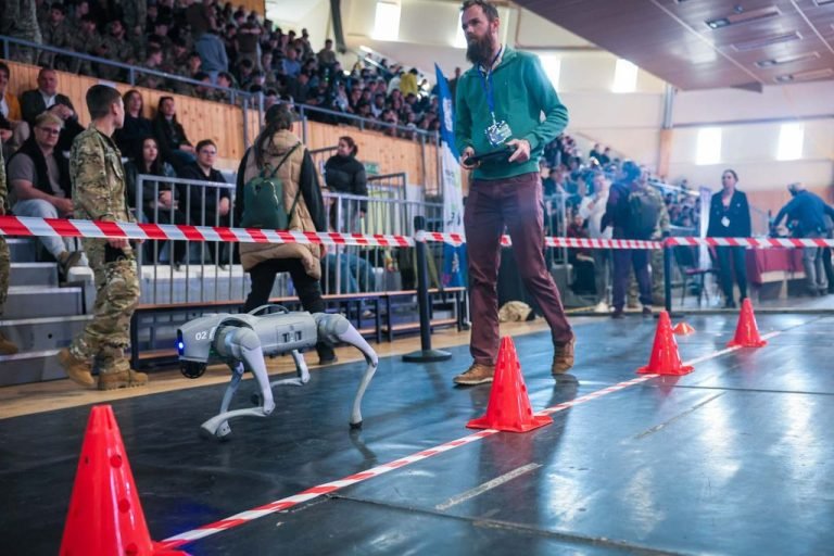 22f9497d51324cab819e81521dda5897-768x512