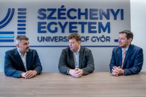 31271e_65673780e29c47d395fa0cd4e0d25843~mv2