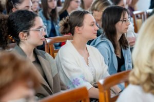 31271e_d82457db1e46479aa4f1c7b9aacb8e13~mv2