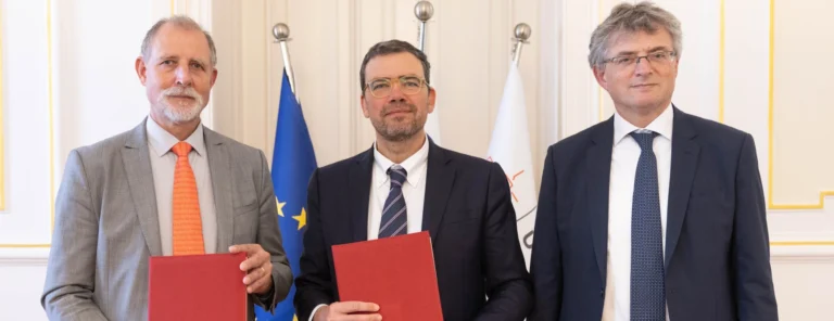 C3A3863__FocusFillWyItMC4zMiIsIi0wLjIzIiwxNzQwLDY3MF0_ExtRewriteWyJqcGciLCJ3ZWJwIl0