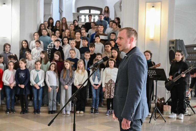 c5311038860e55facb2fda1da12377bfaf40efc5