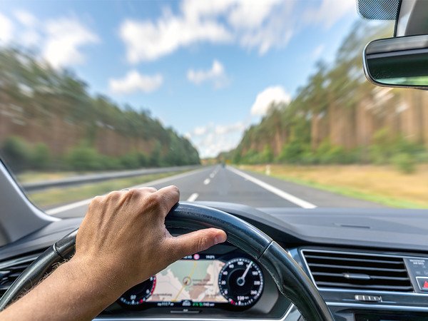 csm_pomahame-ridicum_aktualita_b1324c0379