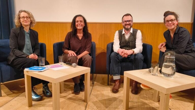 csm_web_Hansen_Panel-discussion_Gesundheit-in-Gesellschaft_4205c47b9d