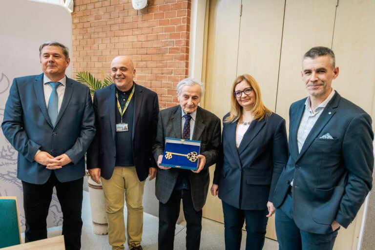 gyerekklinika_sbo_a__tado___s_61