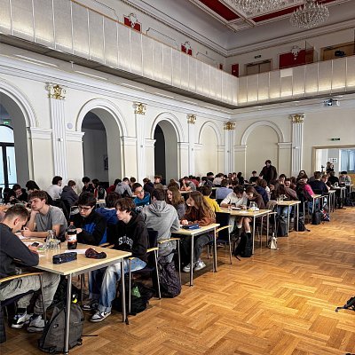 naboj_web.400x400.fit.q85