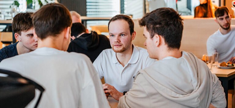 unistarter_2026-03_a1