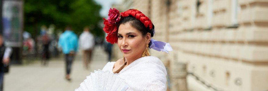 20230518_miasteczko_na_styku_kultur_051-879x300