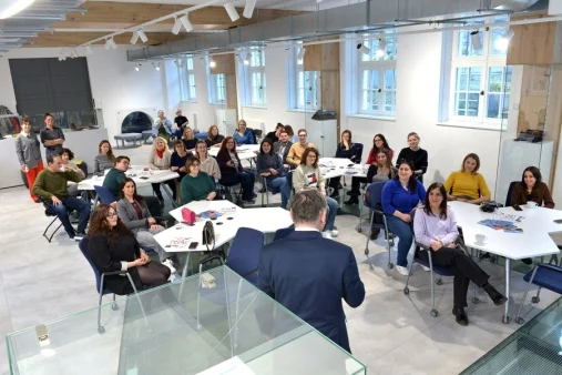 DSC_8593-(bf068e56-fc44-4980-97f4-93c7cc0f1566)-1