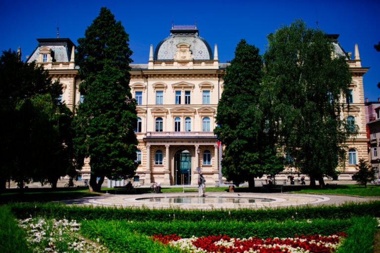 Stavb_rektorat_19-1024x683