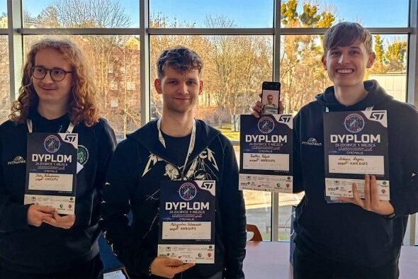 received_1299414318755451_1080