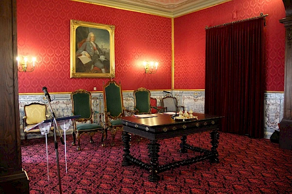 senado-011.300x200-srcset-hidpi